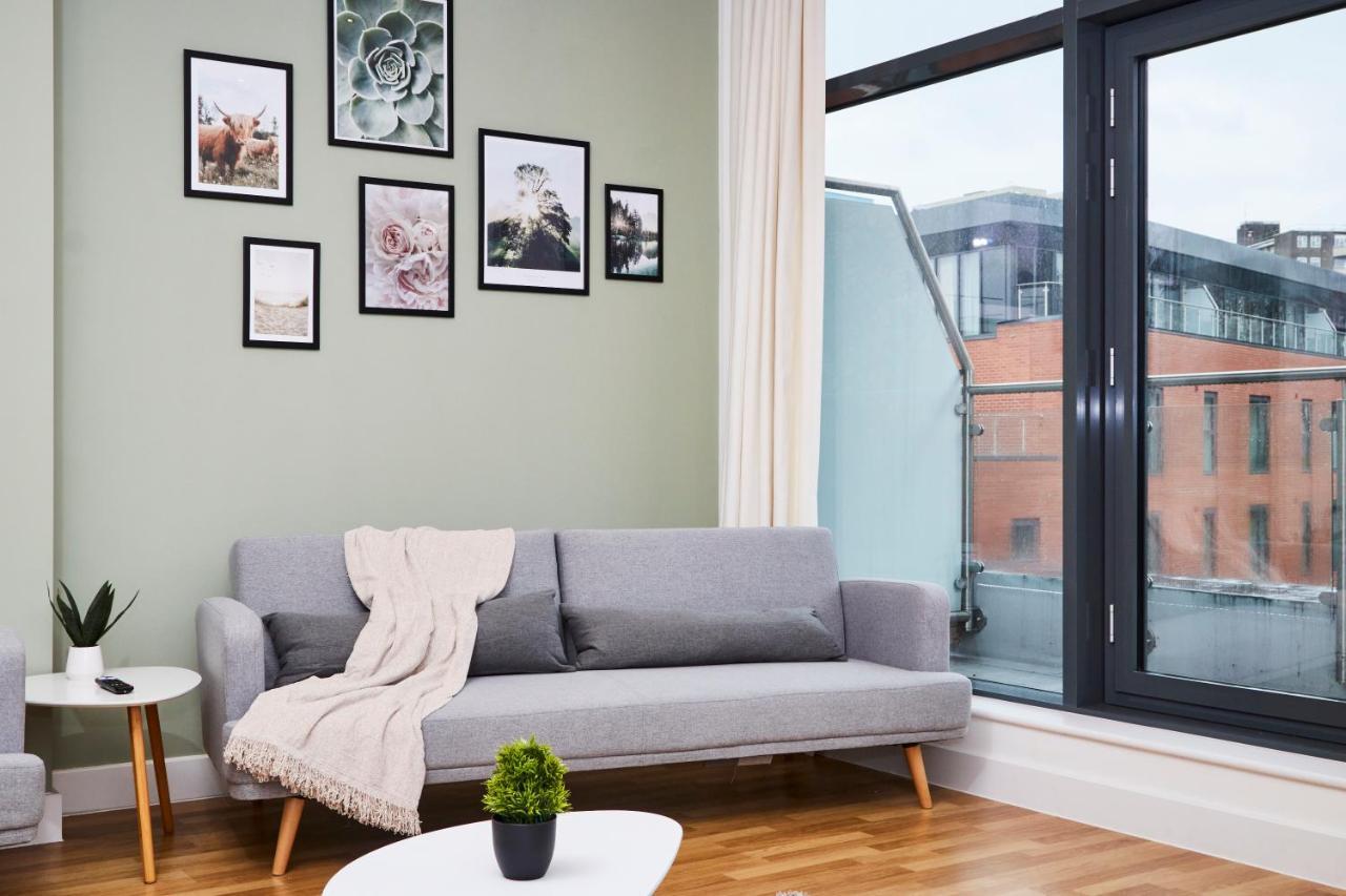 Large Duplex Penthouse - Parking Apartment Leeds  Exterior photo